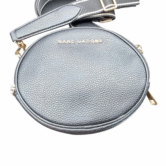 Marc Jacobs Black Pebbled Leather Round Crossbody Bag - Picture 2 of 12